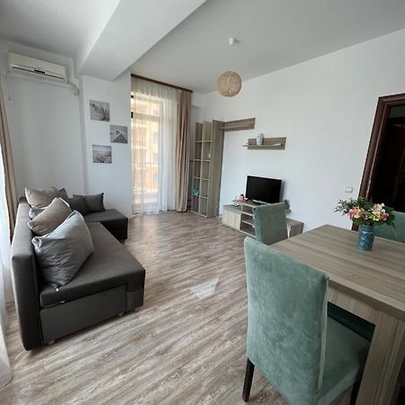Summerland Beach&Sun Apartments Мамая Екстер'єр фото